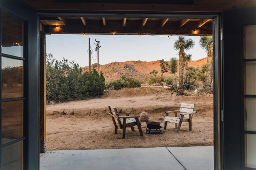 Joshua Tree Hidden Tower * Views - Landmark Yucca Valley Exterior foto
